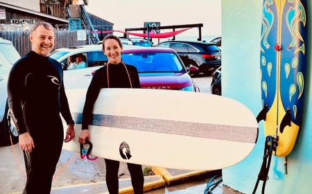 Surfer couple